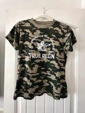 True Religion Camo Print Tee - Olive/Black